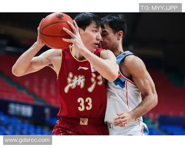 南京排球队以83分领跑精英赛积分榜展现强劲实力和团队合作精神