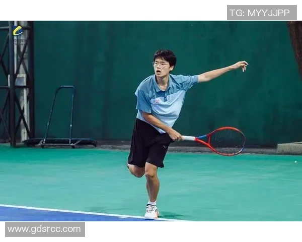 广州网球队的默契配合与战术探讨聚焦网球运动的团队精神与合作技巧 广州网球队的默契配合与战术探讨聚焦网球运动的团队精神与合作技巧