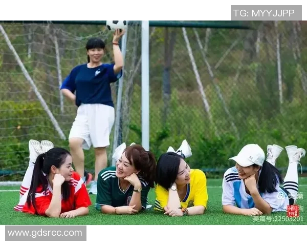 与足球明星亲密接触探访他们的家与生活点滴