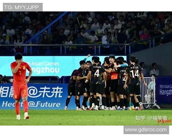 杭州足球队防反战术分析及其在比赛中的得失表现探讨